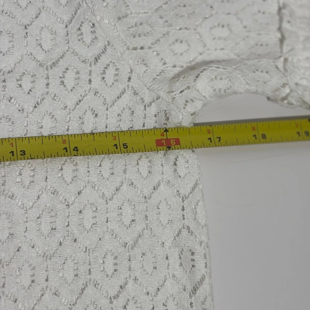 Lilly Pulitzer White Diamond Geo Lace Inez Eyelet Peplum Boho Blouse Top Sz XXS